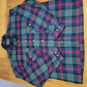 Backpacker Outdoors large rich colored acrylic flannel shirt